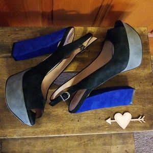 V I N C E . C A M U T O . s a n d a l s